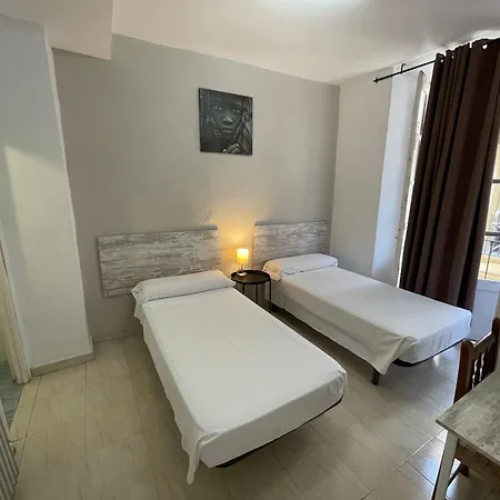 Duquesa Hostel Γρανάδα