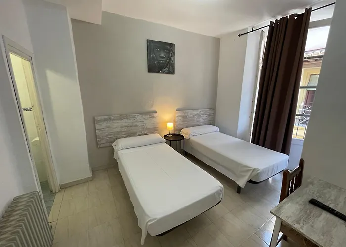 Duquesa Hostel Granada