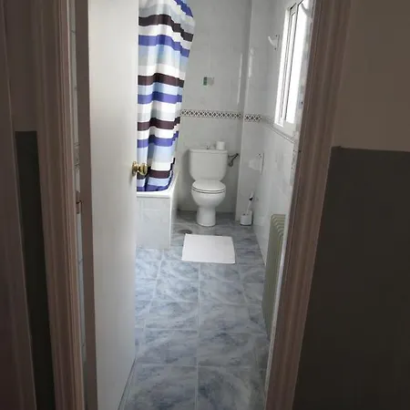 Duquesa Hostel *